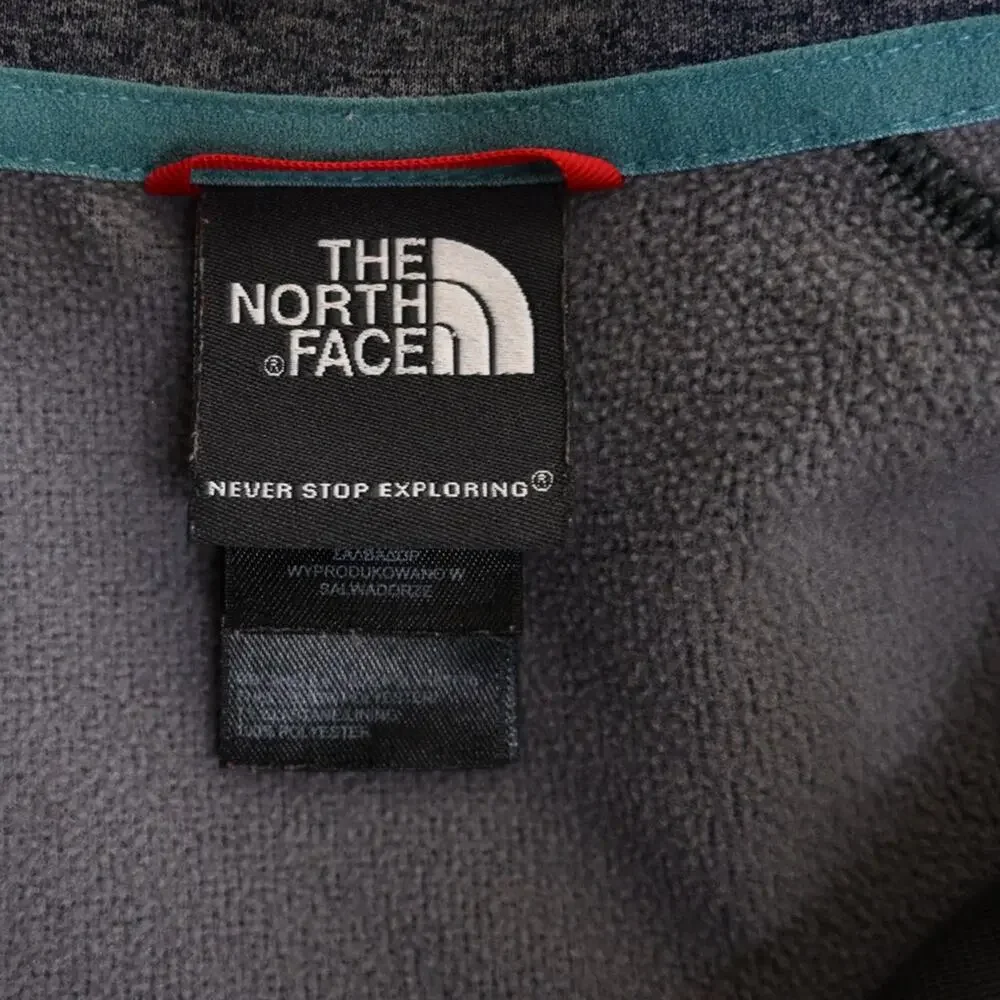 The North Face Mens S Half Zip Pullover in Dark Gray
